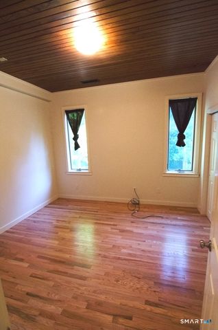 124 Pine Street, Waterbury, CT 06710