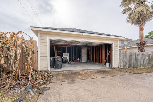 6247 Elton Knolls Street, Katy, TX 77449