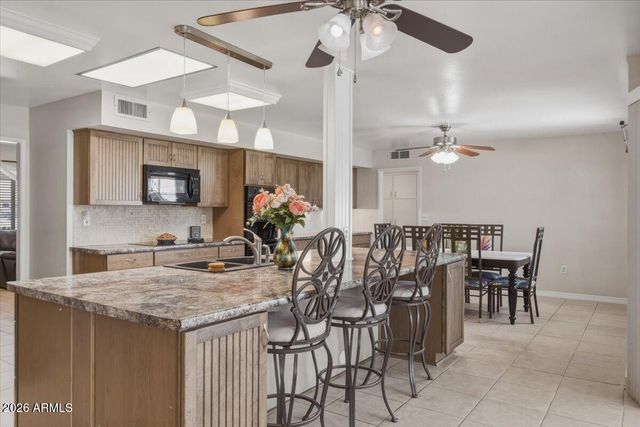 10207 W PALMER Drive, Sun City, AZ 85351