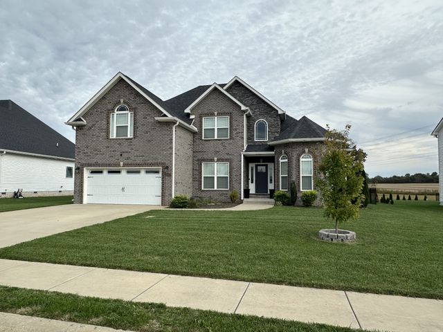 1922 Shield Dr, Clarksville, TN 37043