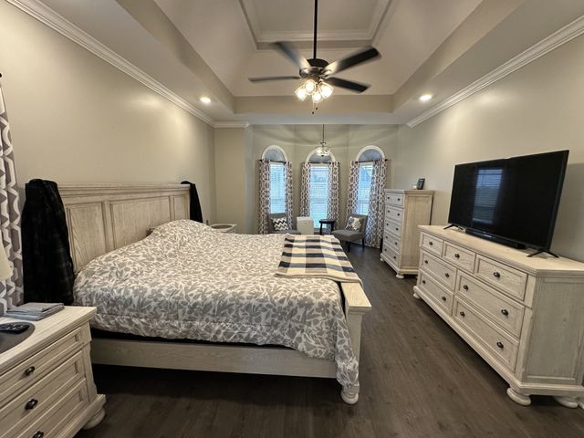 1922 Shield Dr, Clarksville, TN 37043