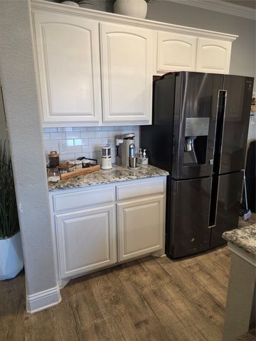 424 Paloma, Weatherford, TX 76087