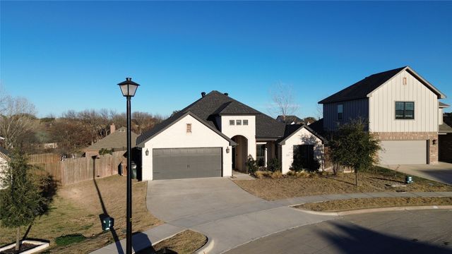424 Paloma, Weatherford, TX 76087