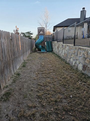 424 Paloma, Weatherford, TX 76087