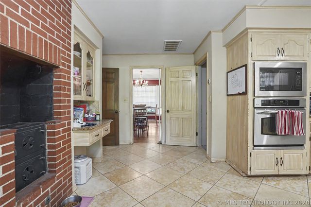 4623 S Florence Avenue, Tulsa, OK 74105