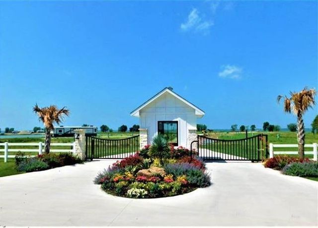 Lot 36 Peninsula Point, Kerens, TX 75144