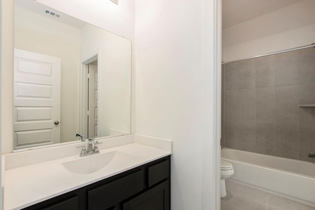 7411 Goldenrod Thicket Circle, Katy, TX 77493