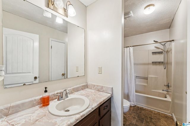 143 COUNTY ROAD 244, Cullman, AL 35057