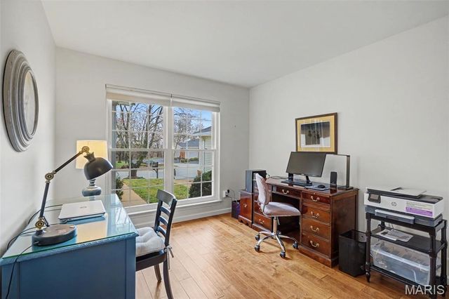 873 Woodside Trails Drive, Ballwin, MO 63021