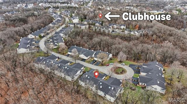 873 Woodside Trails Drive, Ballwin, MO 63021