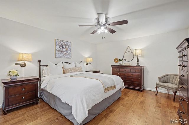 873 Woodside Trails Drive, Ballwin, MO 63021