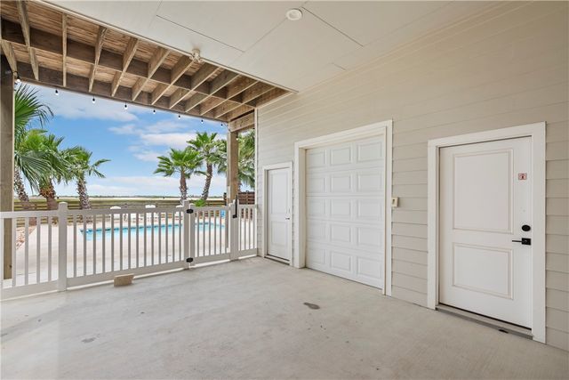 1216 Ross Ave, Port Aransas, TX 78373