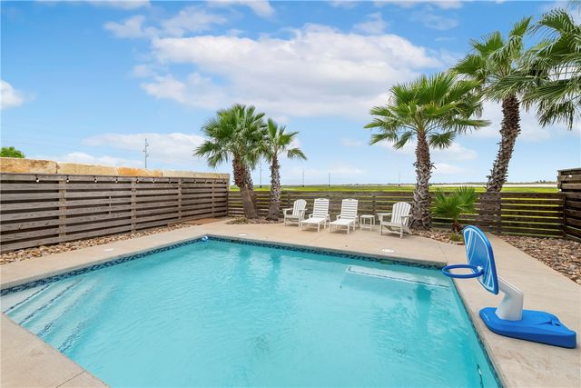 1216 Ross Ave, Port Aransas, TX 78373