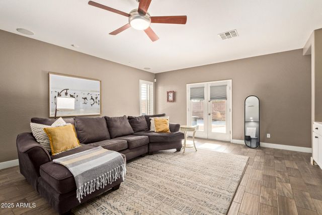 3295 E CASTANETS Drive, Gilbert, AZ 85298