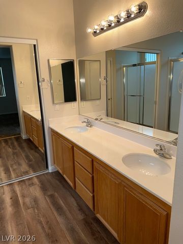 8475 Regal Hills Court, Las Vegas, NV 89117