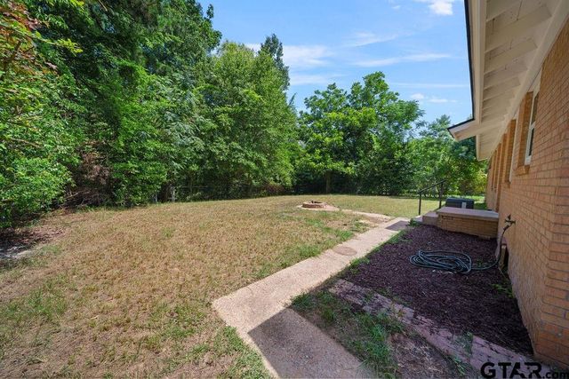 2314 Pleasant DR, Tyler, TX 75701