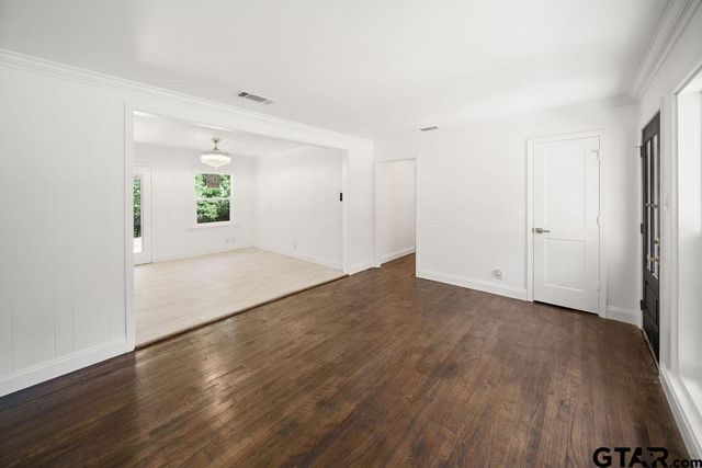 2314 Pleasant DR, Tyler, TX 75701