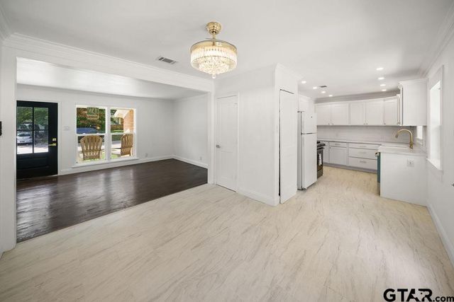 2314 Pleasant DR, Tyler, TX 75701