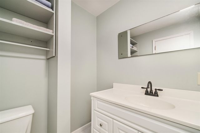 4990 Main Street, Onekama, MI 49675