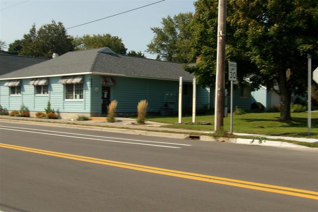 4990 Main Street, Onekama, MI 49675