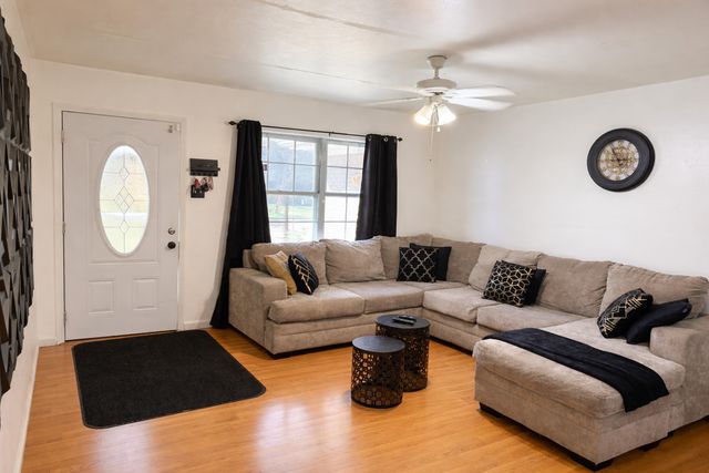 639 Yale Drive, Lancaster, TX 75134