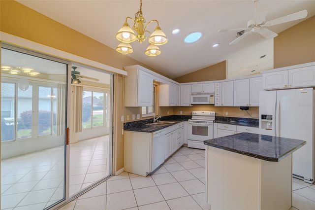 2020 NW 50TH CIRCLE, Ocala, FL 34482