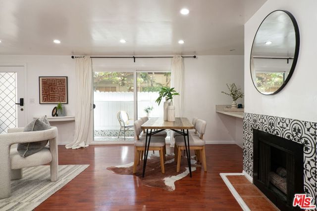 1917 11th Street 2, Santa Monica, CA 90404