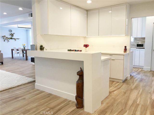 11700 Iowa Avenue 102, Los Angeles, CA 90025