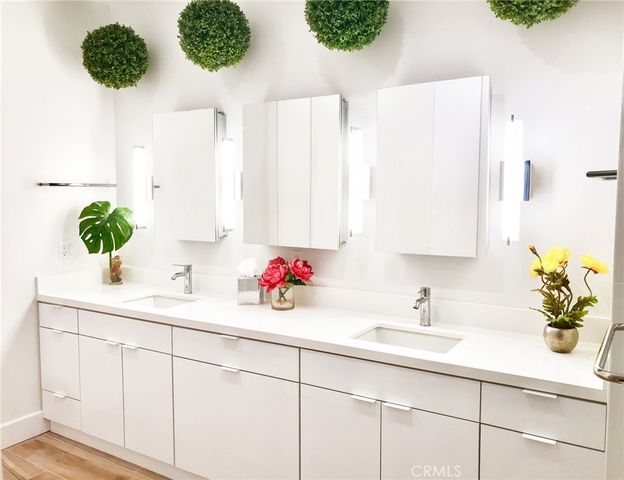 11700 Iowa Avenue 102, Los Angeles, CA 90025