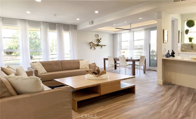 11700 Iowa Avenue 102, Los Angeles, CA 90025