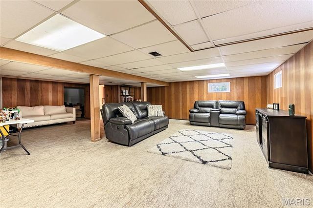 46 Grantwood Lane, Grantwood Village, MO 63123