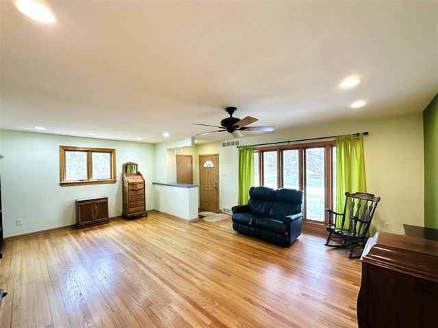 23213 Greencrest Street, Saint Clair Shores, MI 48080