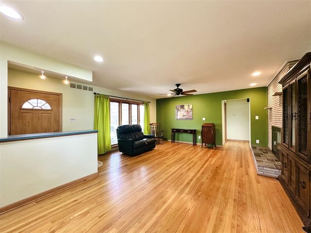 23213 Greencrest Street, Saint Clair Shores, MI 48080
