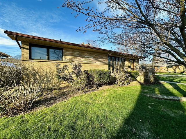 23213 Greencrest Street, Saint Clair Shores, MI 48080