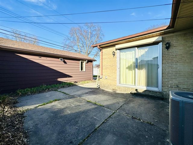 23213 Greencrest Street, Saint Clair Shores, MI 48080
