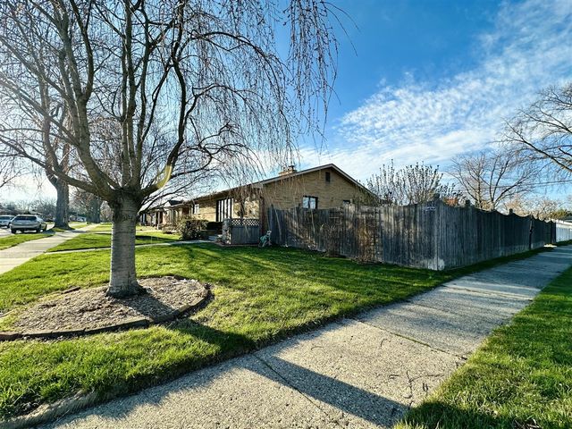 23213 Greencrest Street, Saint Clair Shores, MI 48080