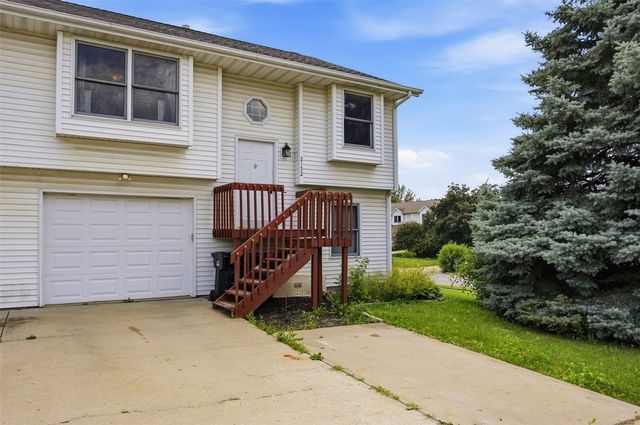 2152 10th Street, Coralville, IA 52241
