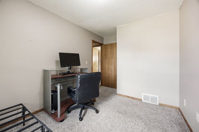 2152 10th Street, Coralville, IA 52241