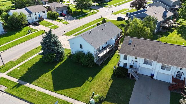 2152 10th Street, Coralville, IA 52241