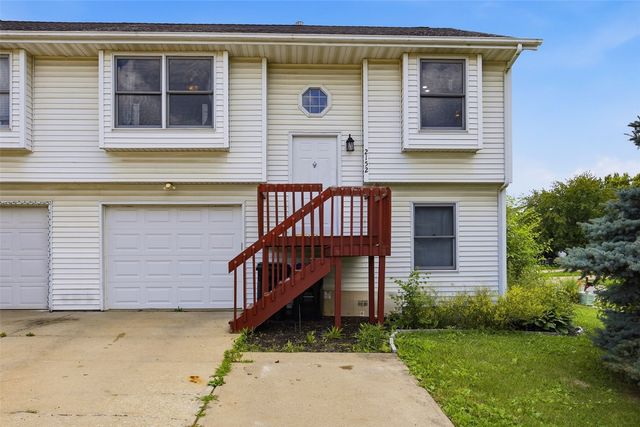 2152 10th Street, Coralville, IA 52241