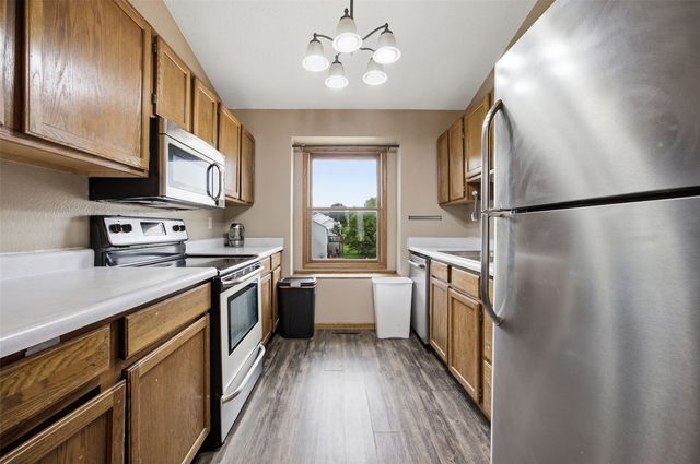 2152 10th Street, Coralville, IA 52241