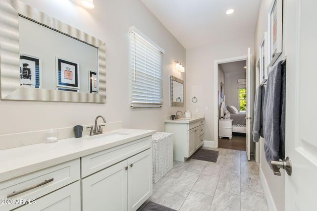 5039 N 35TH Street, Phoenix, AZ 85018
