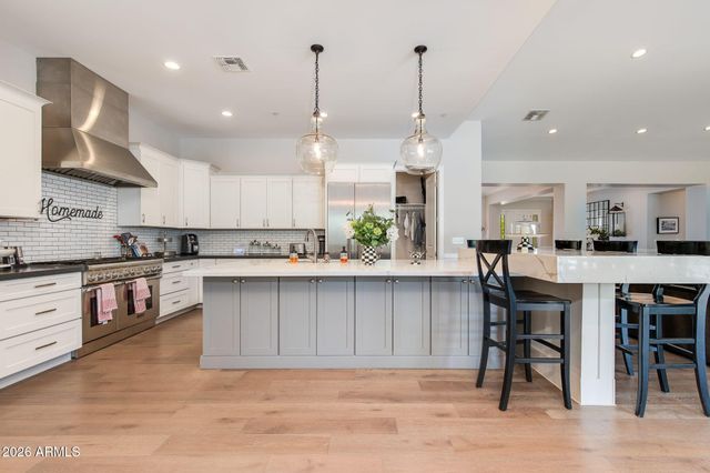 5039 N 35TH Street, Phoenix, AZ 85018