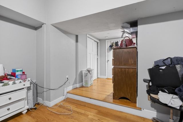117 Winnisimmet St, Chelsea, MA 02150