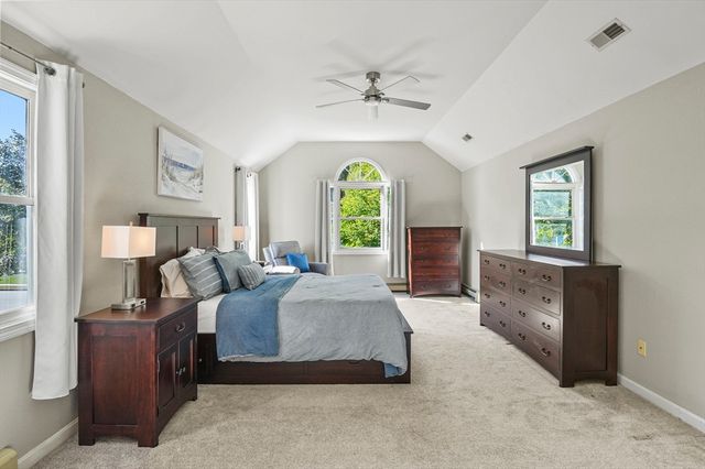 45 Stoney Hill Rd, Shrewsbury, MA 01545