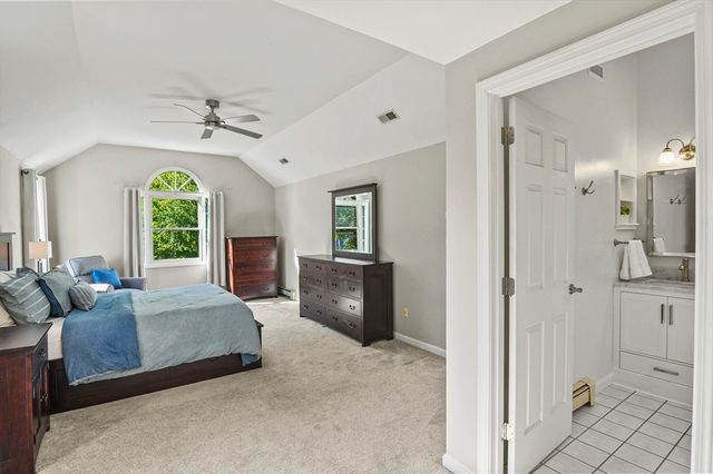 45 Stoney Hill Rd, Shrewsbury, MA 01545
