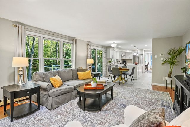 45 Stoney Hill Rd, Shrewsbury, MA 01545