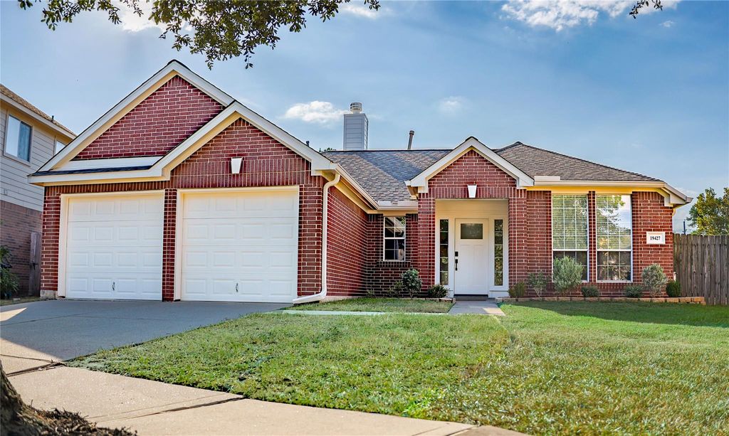 19427 Cloud Peak Drive, Tomball, TX 77377