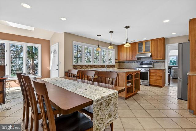 28 SHYBROOK CT, Elizabethtown, PA 17022