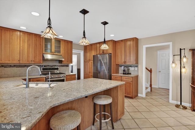 28 SHYBROOK CT, Elizabethtown, PA 17022
